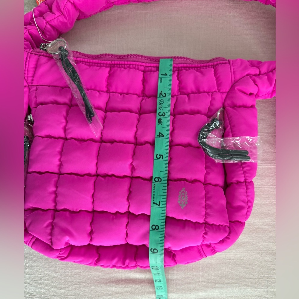 Free People Movement Quilted Baby Carryall Sling Bag Candy Pink - Picture 6 of 9